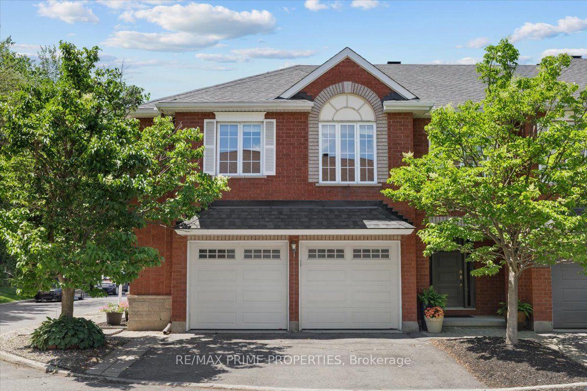 201 Gladeview Private — photo 1