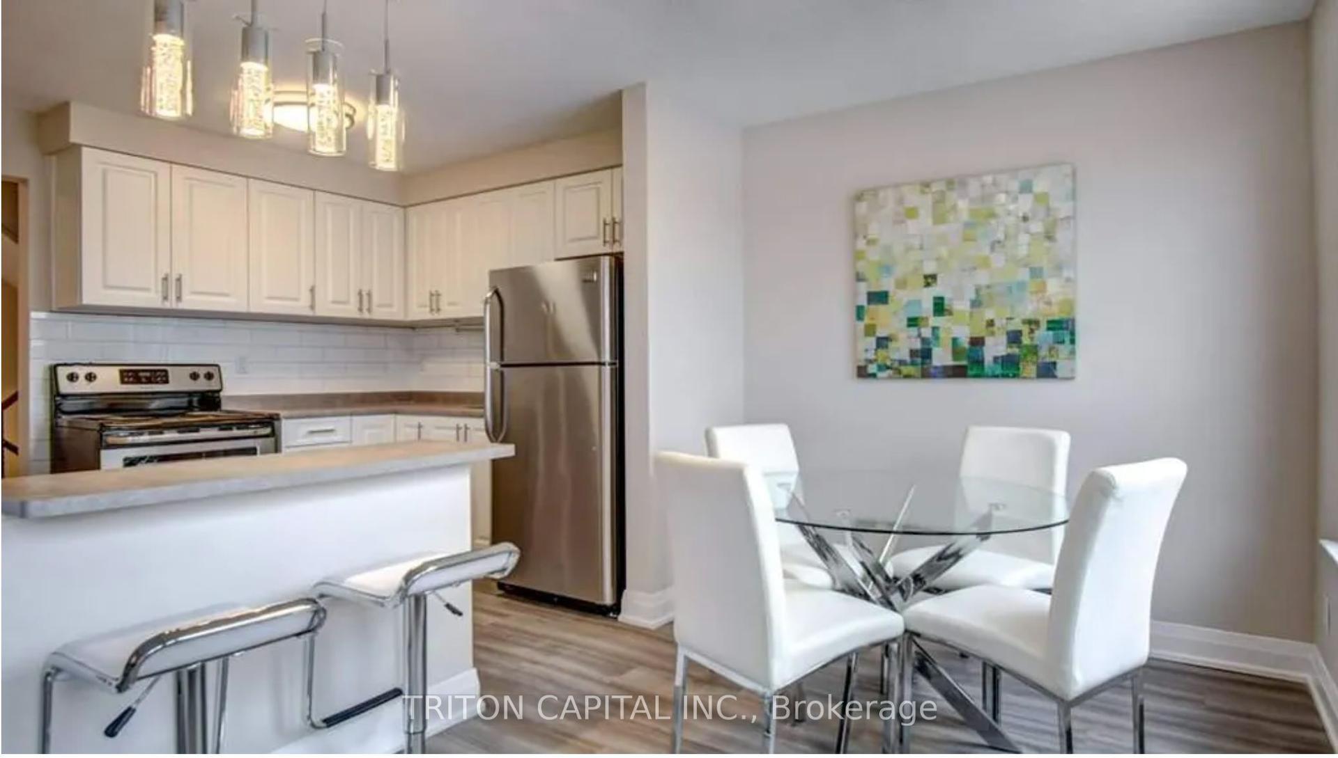 145 Elinor Avenue 14 #14 — photo 1