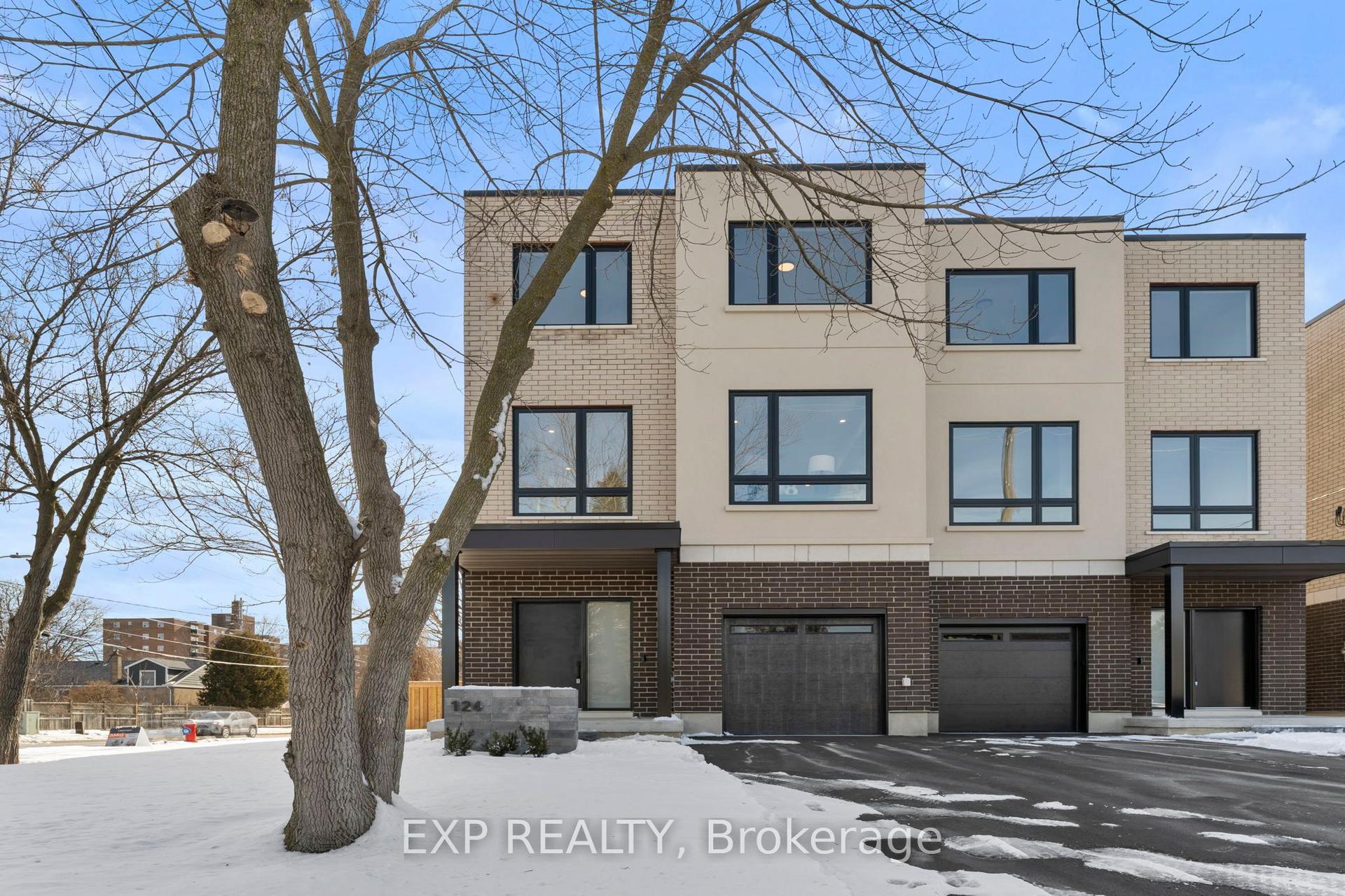 124 Dunbar Road — photo 1