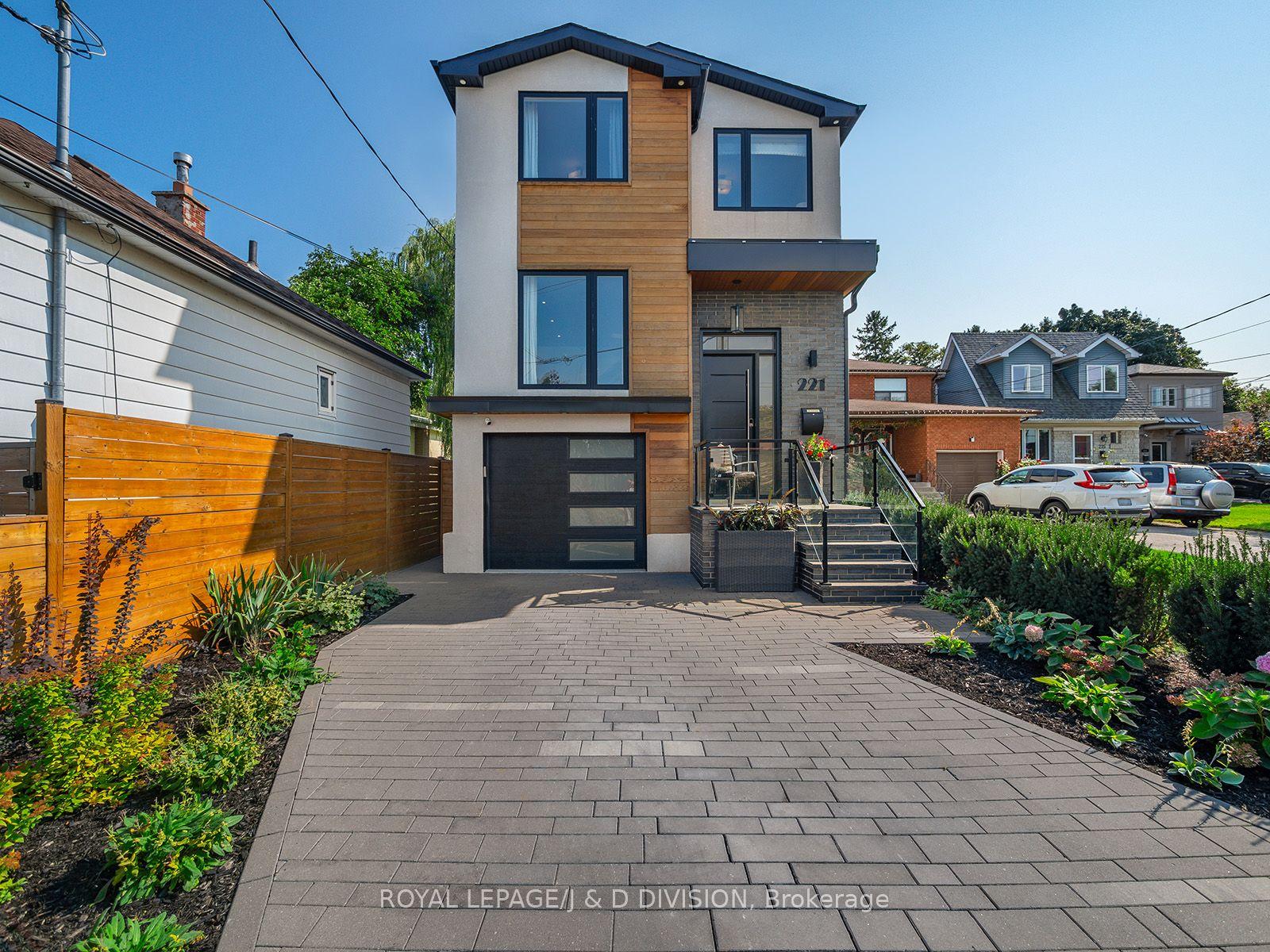 221 Virginia Avenue — photo 1