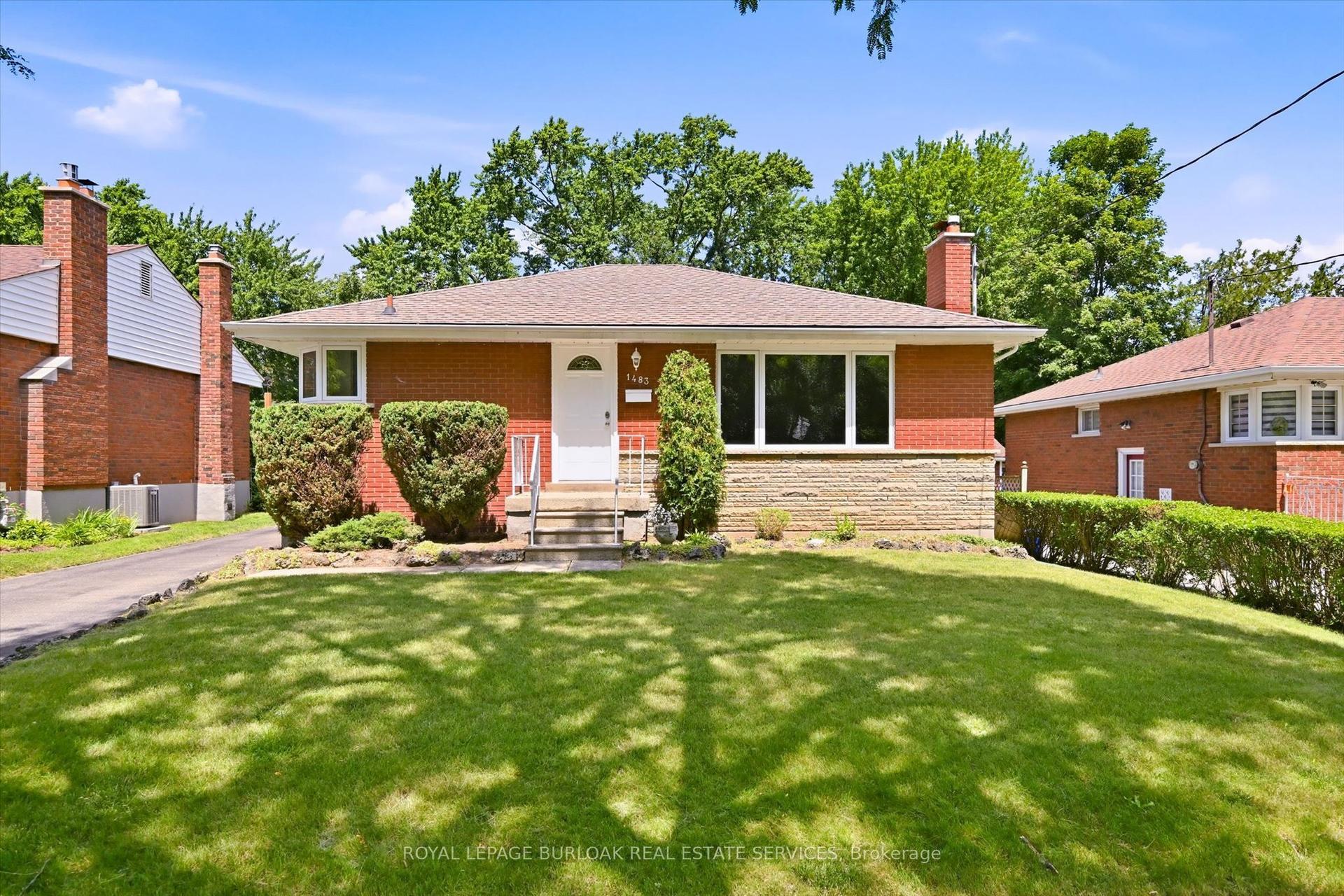 1483 Augustine Drive, Burlington — Detached for sale, photo 1