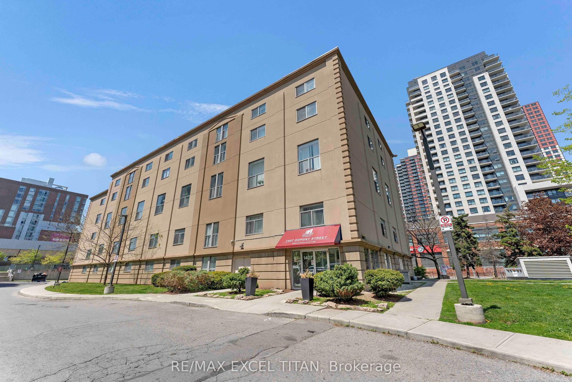 1407 Dupont Street 409 #409 — photo 1