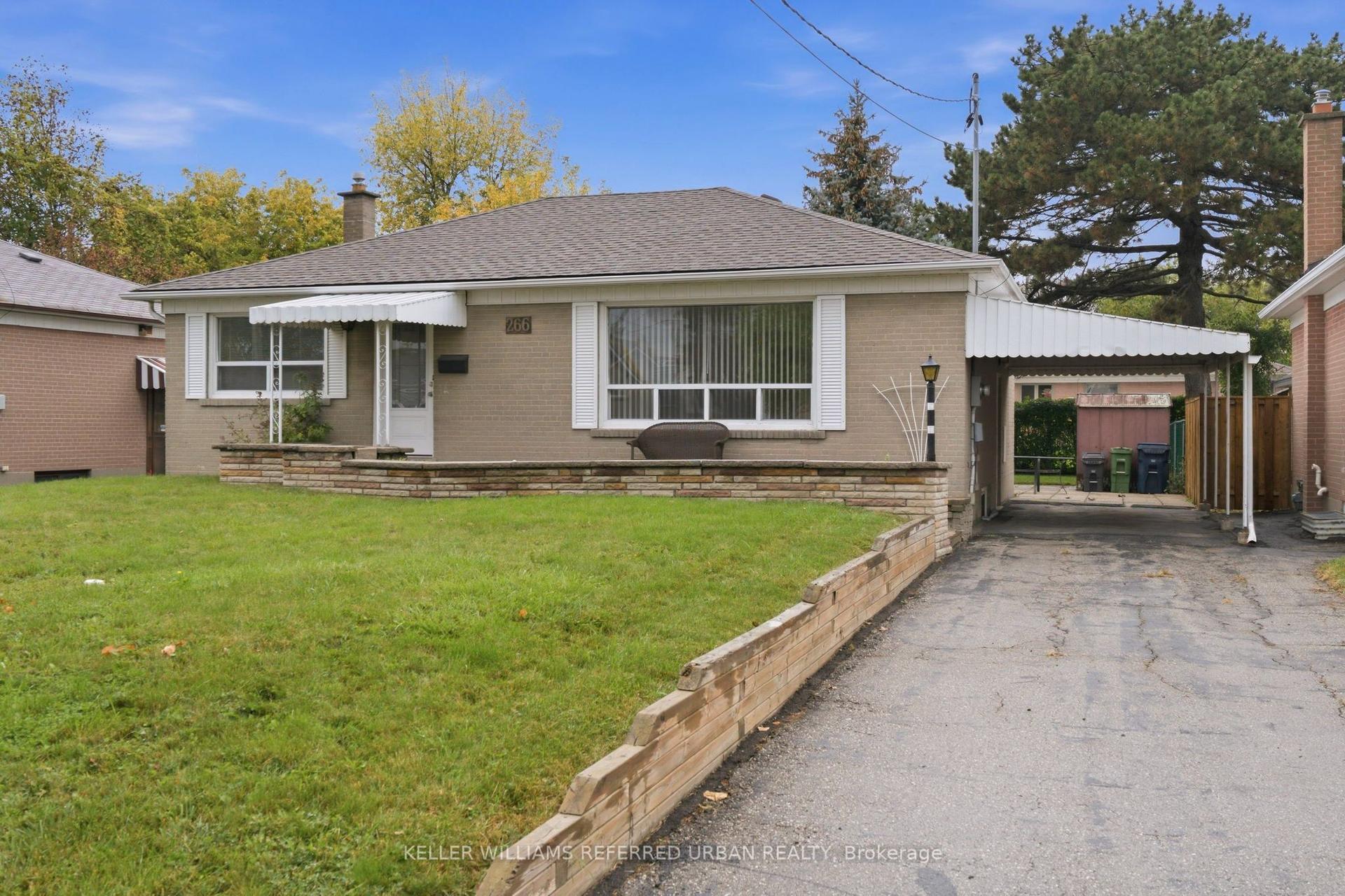 266 Acton Avenue, Toronto — Detached for sale, photo 1