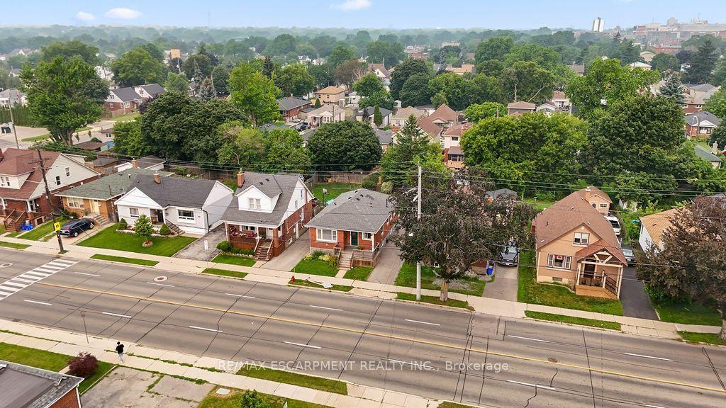 340 Upper Gage Avenue, Hamilton — Detached for sale, photo 1