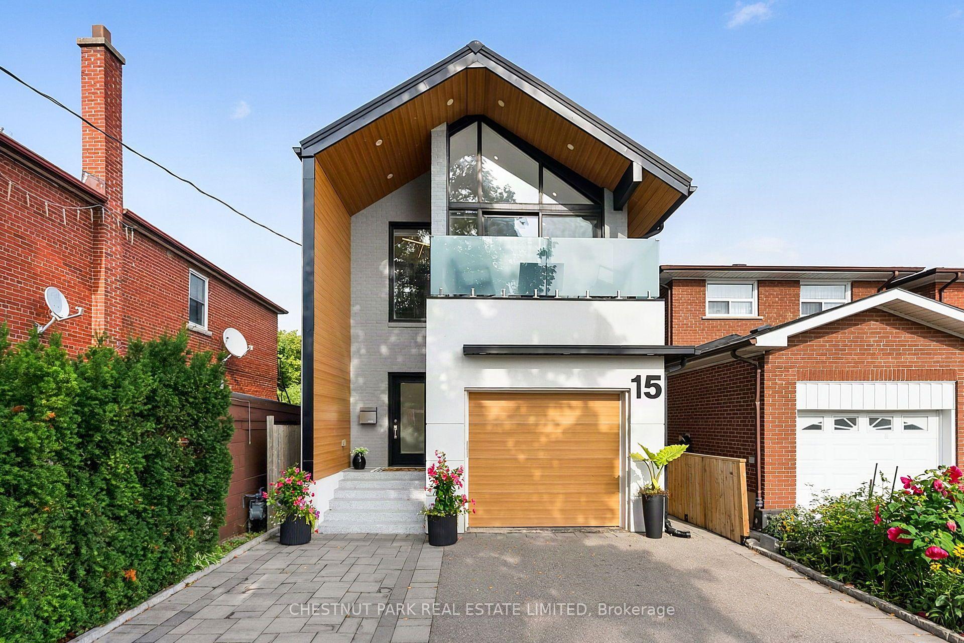 15 Nineteeth Street, Toronto — Detached for sale, photo 1