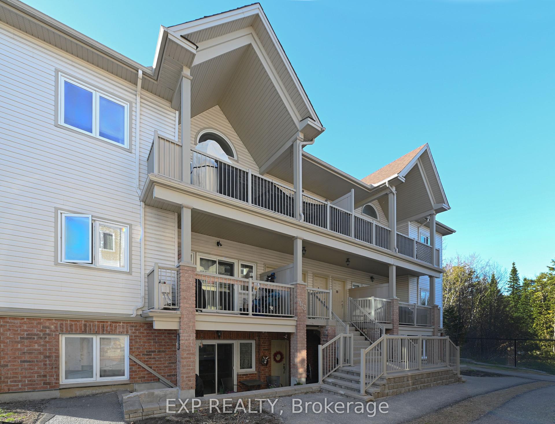 1113 STITTSVILLE MAIN Street N G #G — photo 1