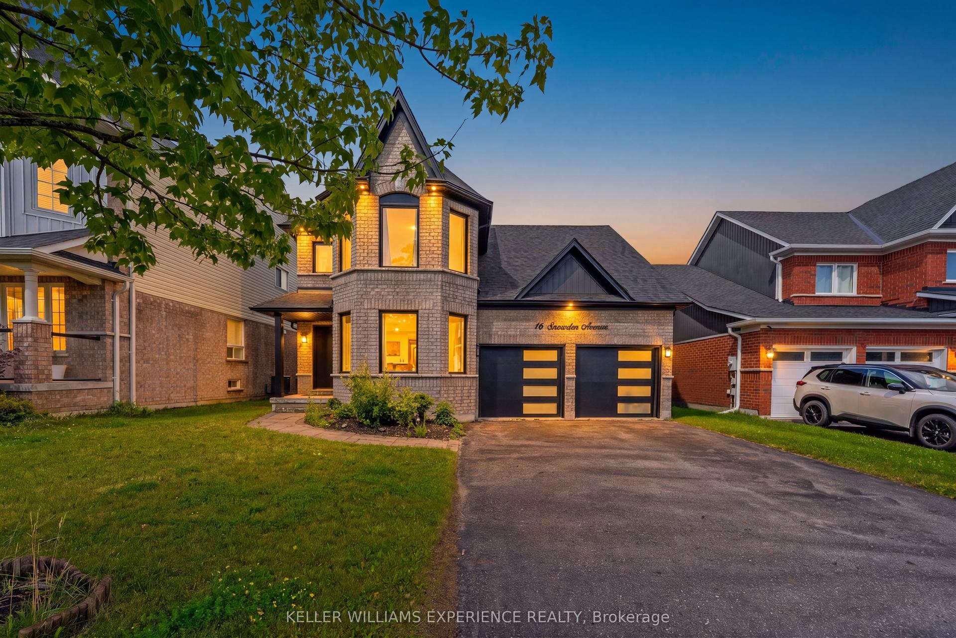 16 Snowden Avenue, Barrie — Detached for sale, photo 1