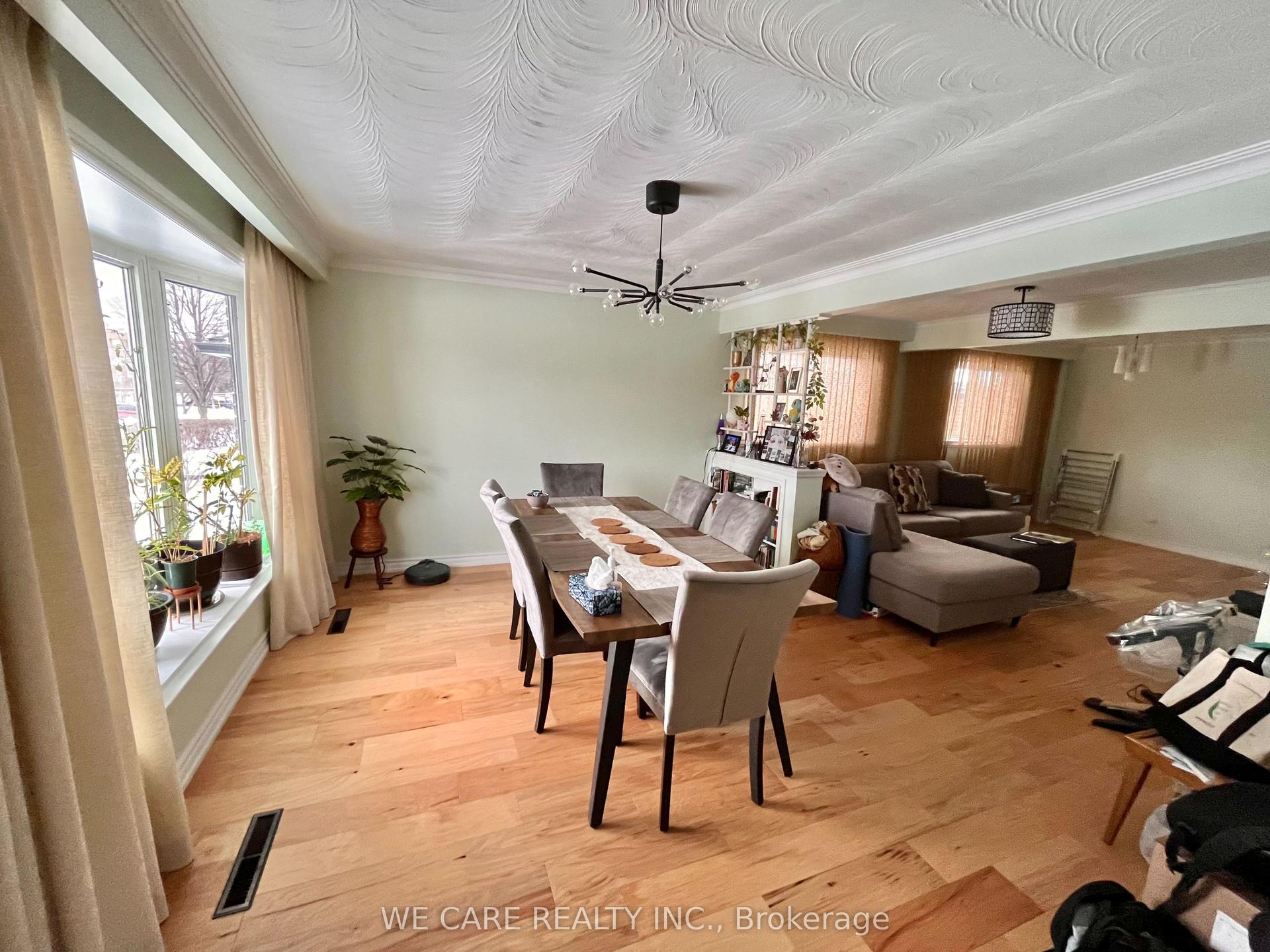 59 Saddle Ridge Drive Main #Main, Toronto — Detached for lease, photo 1