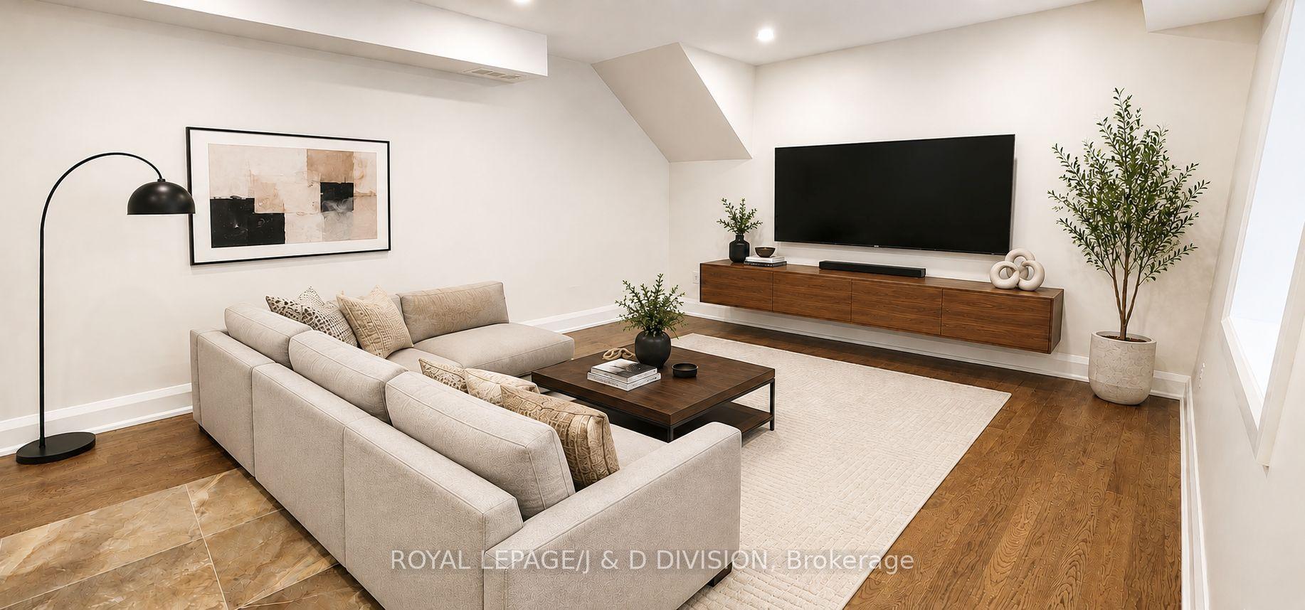 2579 Yonge Street 202 #202, Toronto — Multiplex for lease, photo 1