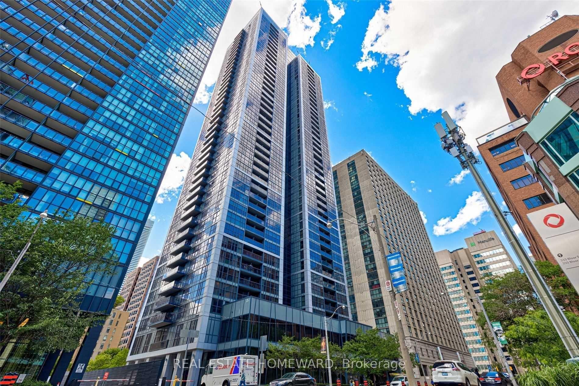 28 Ted Rogers Way 1410 #1410 — photo 1