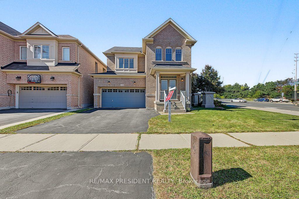 2 Archville Street, Brampton — Detached for sale, photo 1