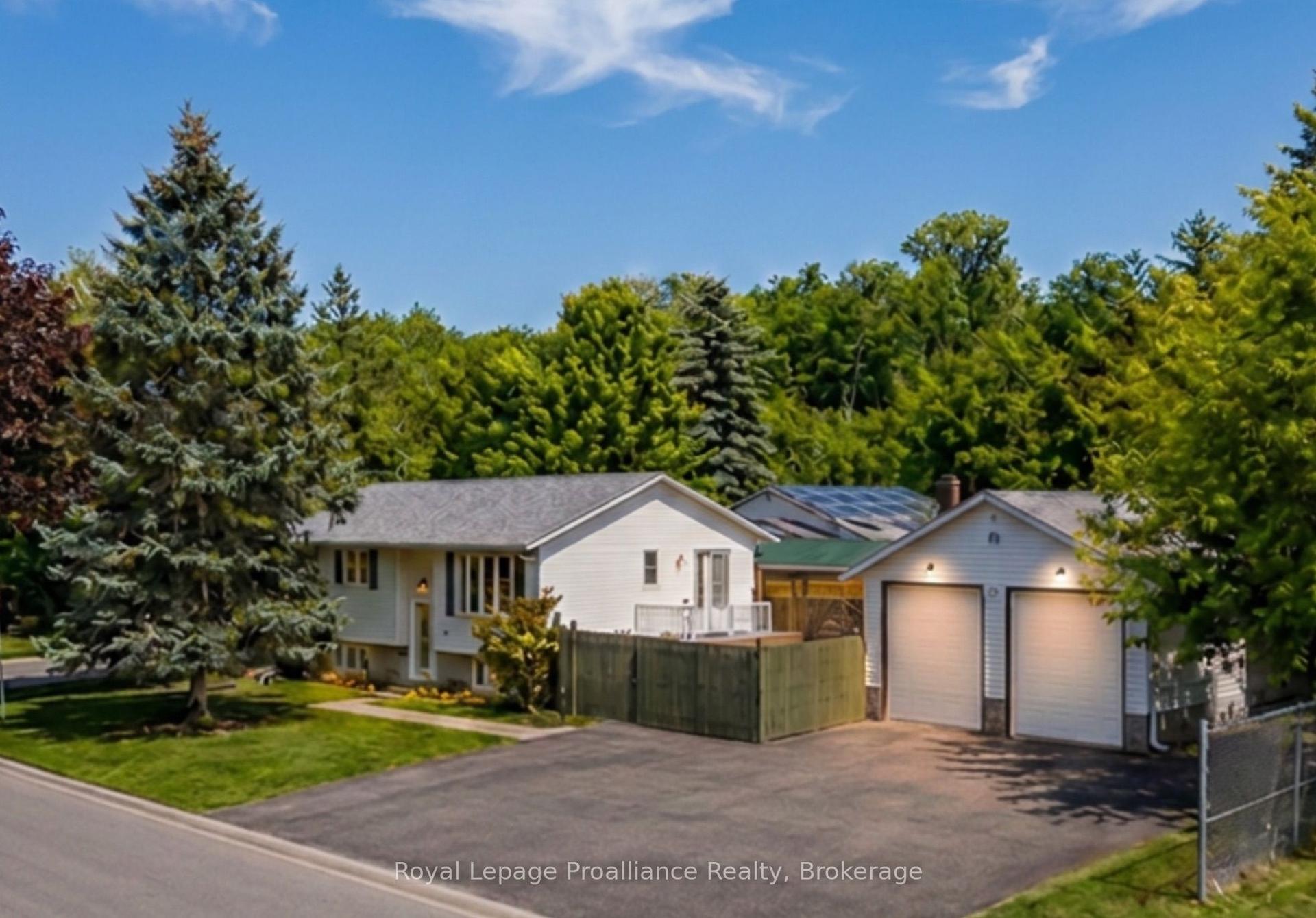 115 Nicholas Street, Quinte West — Detached for sale, photo 1