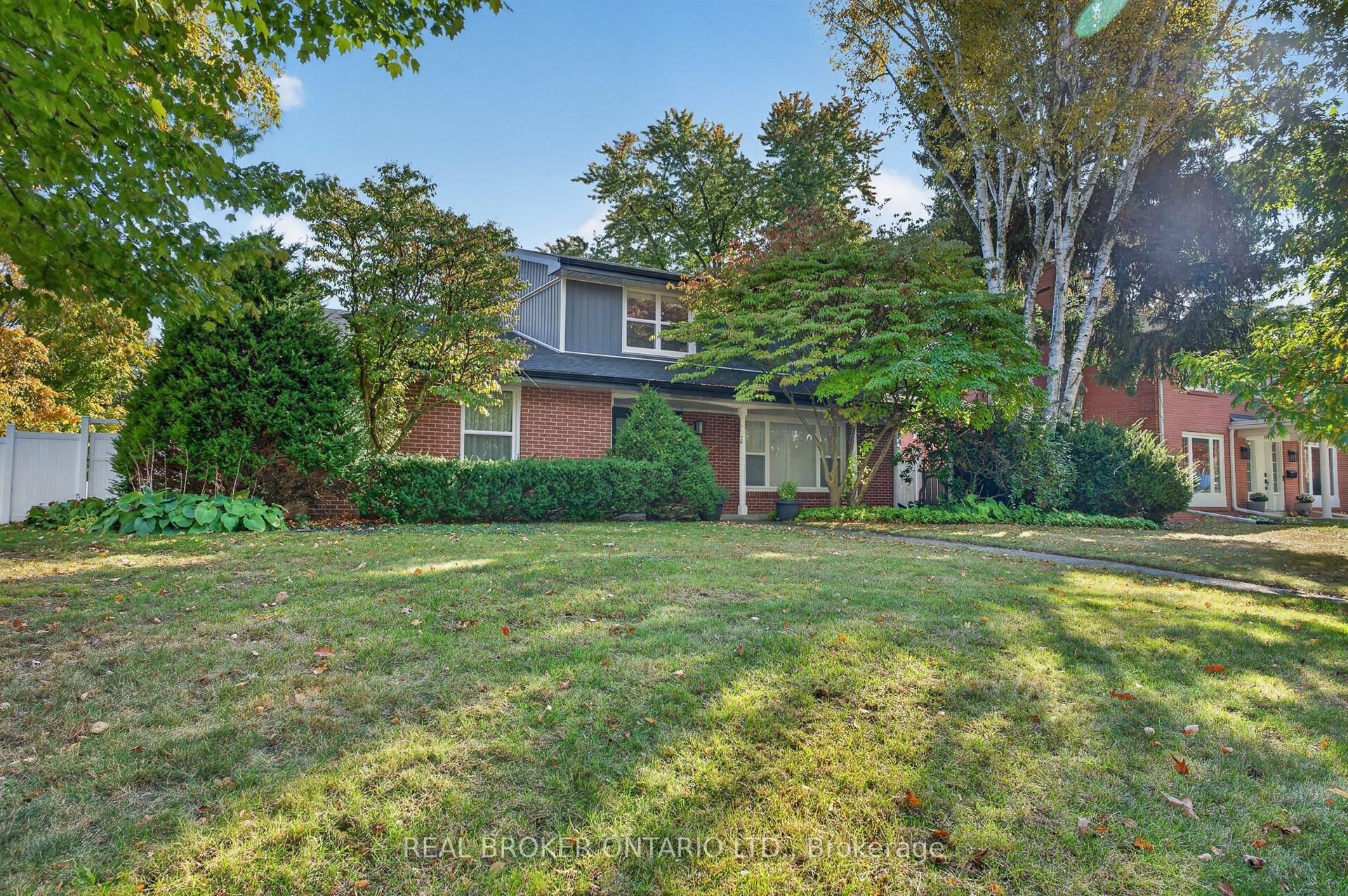 192 Waldoncroft Crescent, Burlington — Detached for sale, photo 1