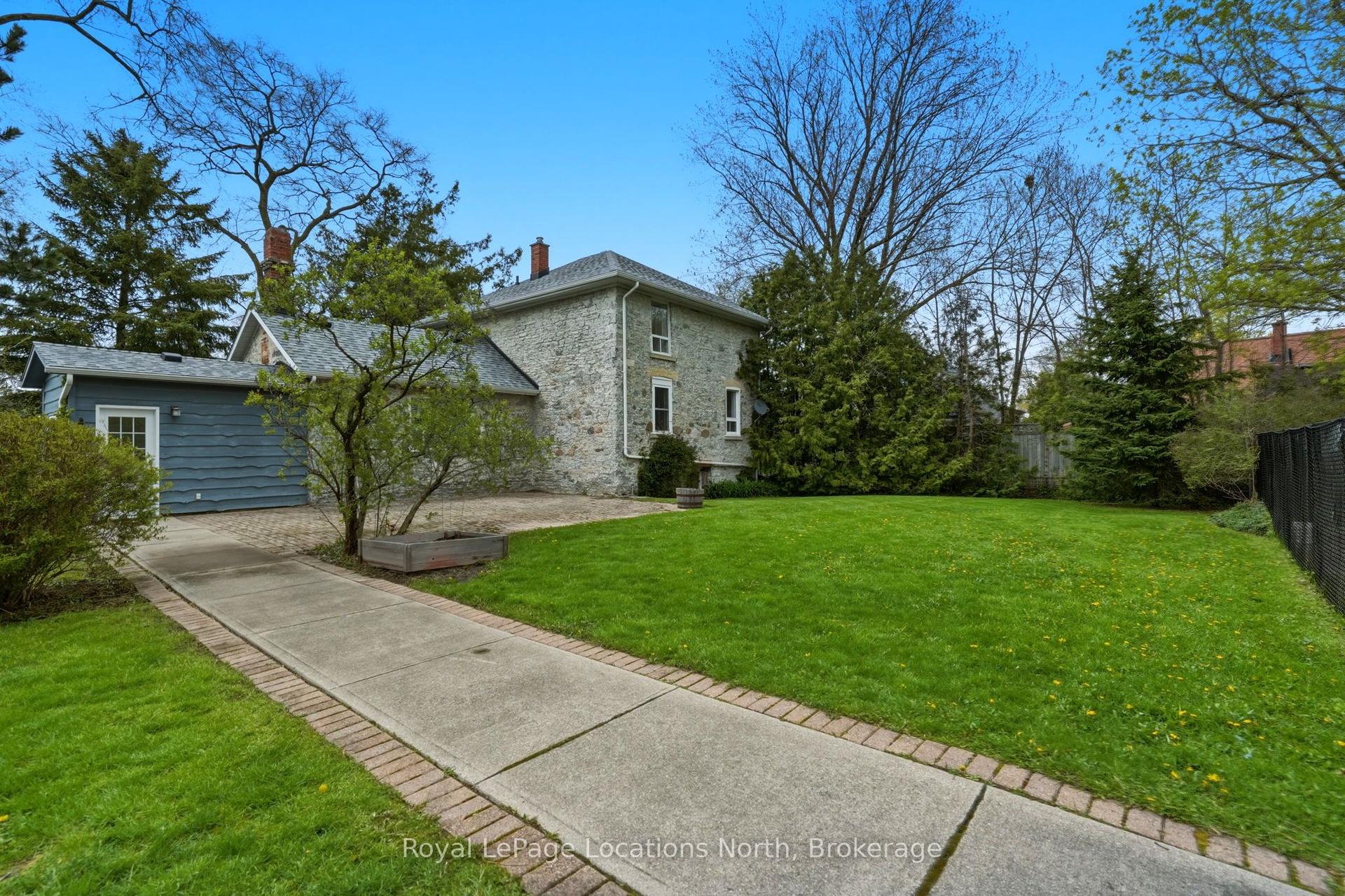 562 Cameron Street — photo 1