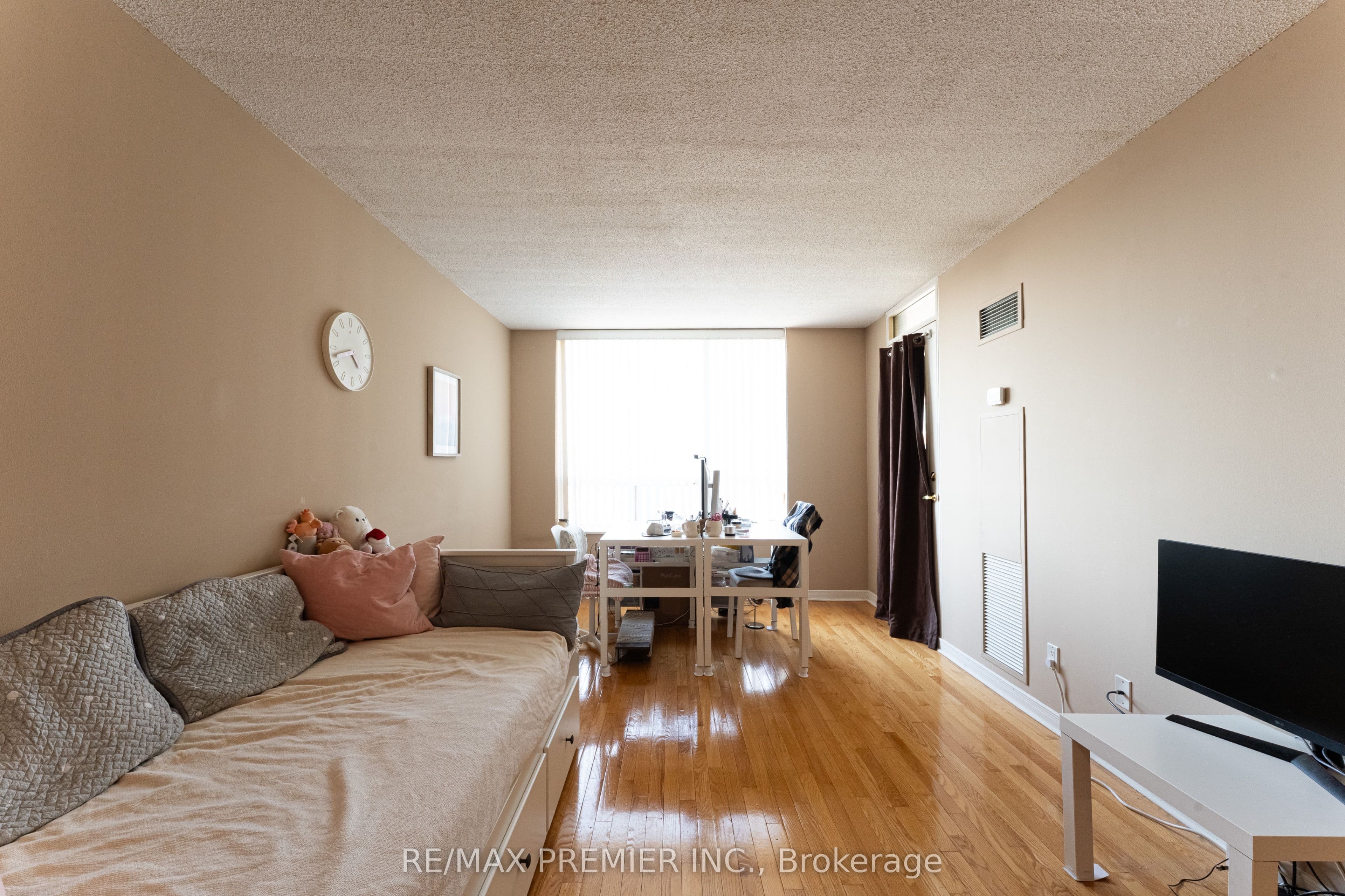 19 Northern Heights Drive 504 #504 — photo 1