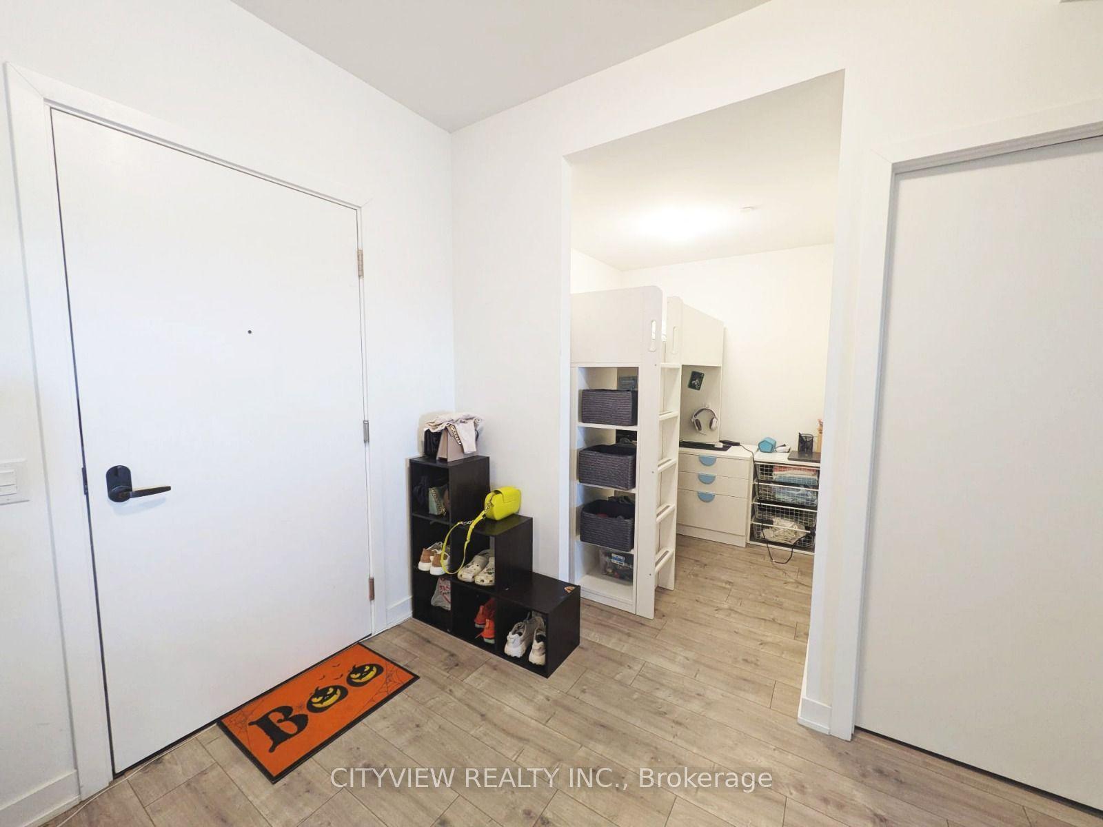 204 Missinnihe Way 604 #604, Mississauga — Condo for lease, photo 1