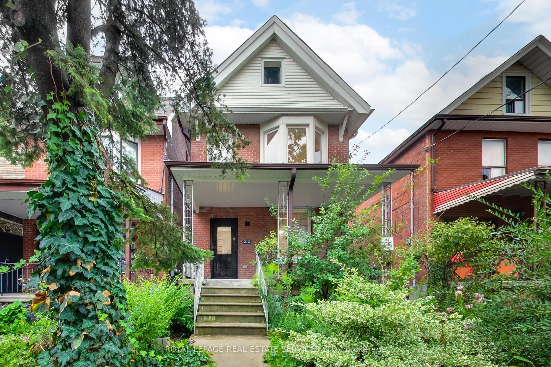 218 Montrose Avenue Upper #Upper, Toronto — Detached for lease, photo 1