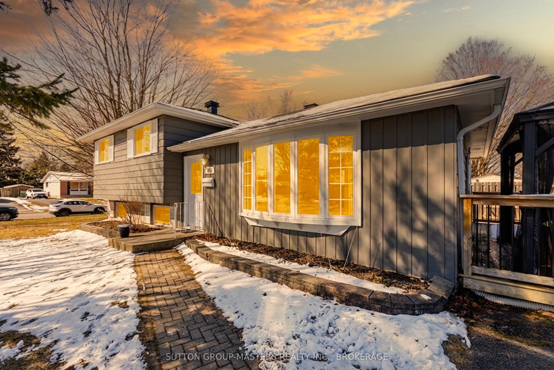 745 Louis Street — photo 1