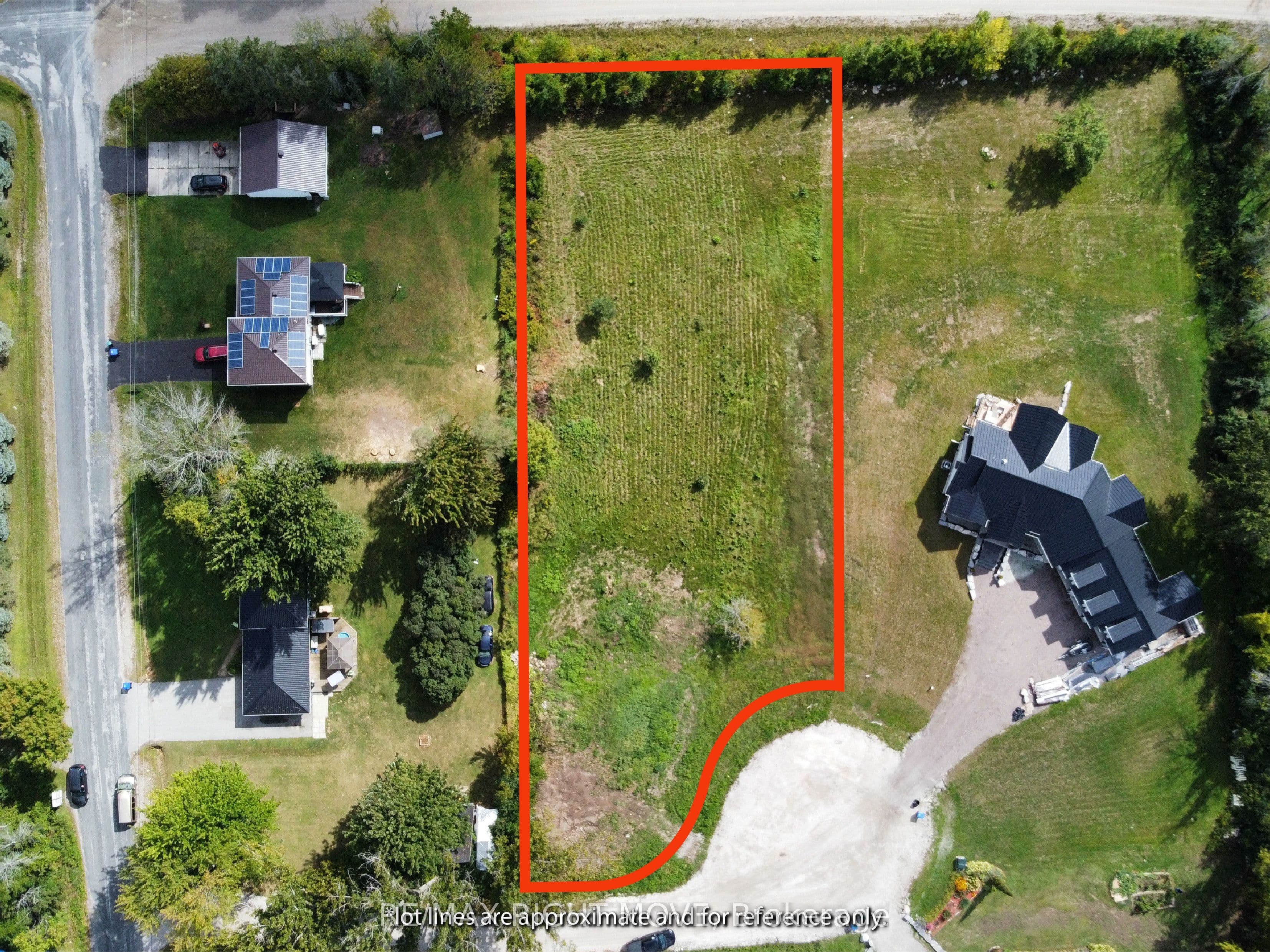 11 ferreira Road — photo 1