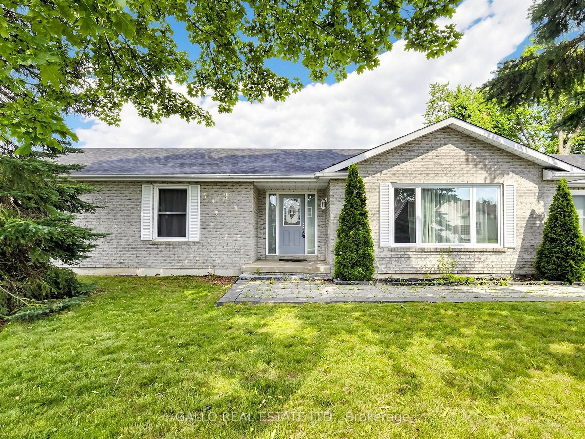 32 Elmvale Boulevard, Whitchurch-Stouffville — Detached for lease, photo 1