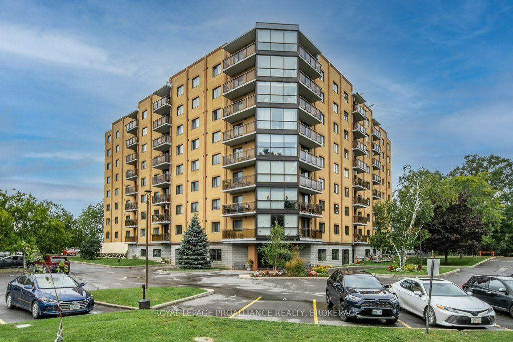 120 Barrett Court 606 #606 — photo 1