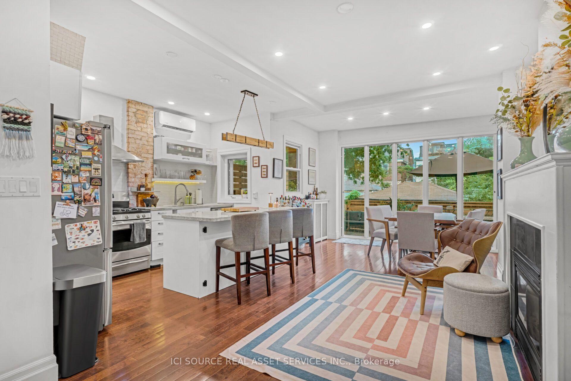 109 Northcliffe Boulevard Upper #Upper, Toronto — Detached for lease, photo 1