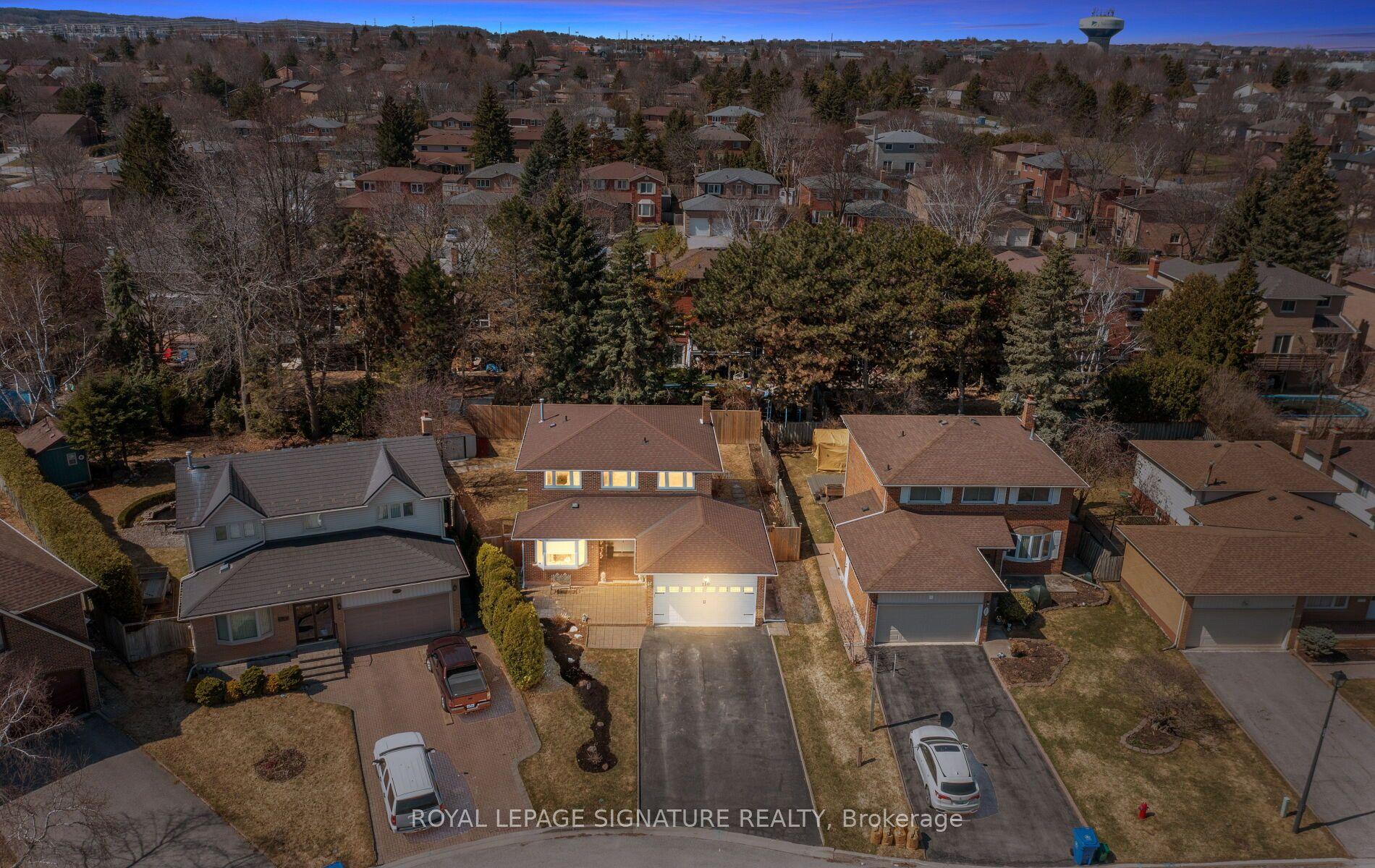 250 Plymouth Trail — photo 1