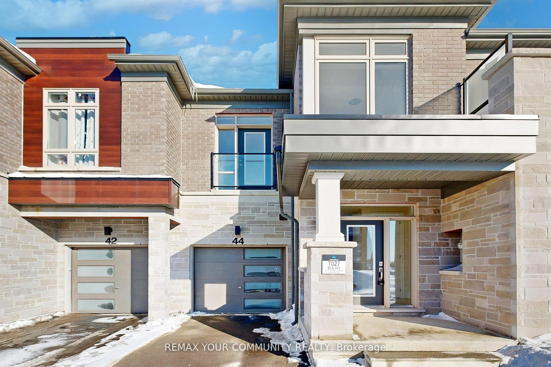 44 Schmeltzer Crescent — photo 1