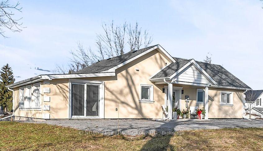 49 Ann Street N — photo 1