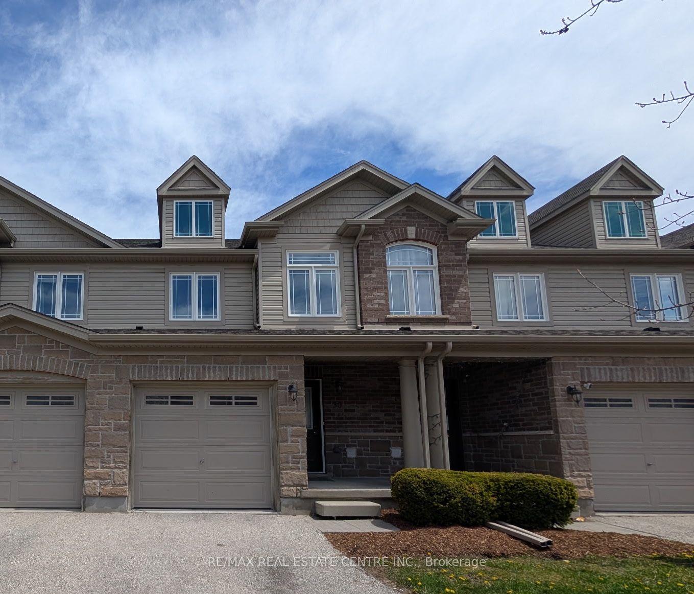 30 Oldfield Drive — photo 1