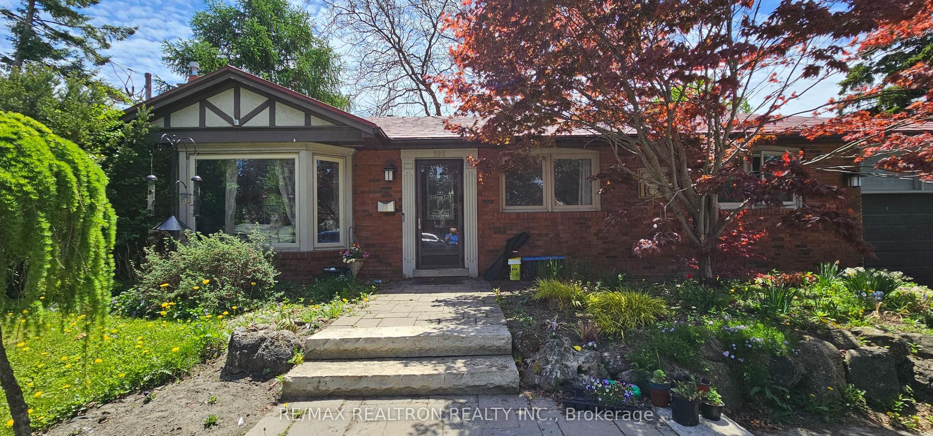 505 Colborne Street E — photo 1