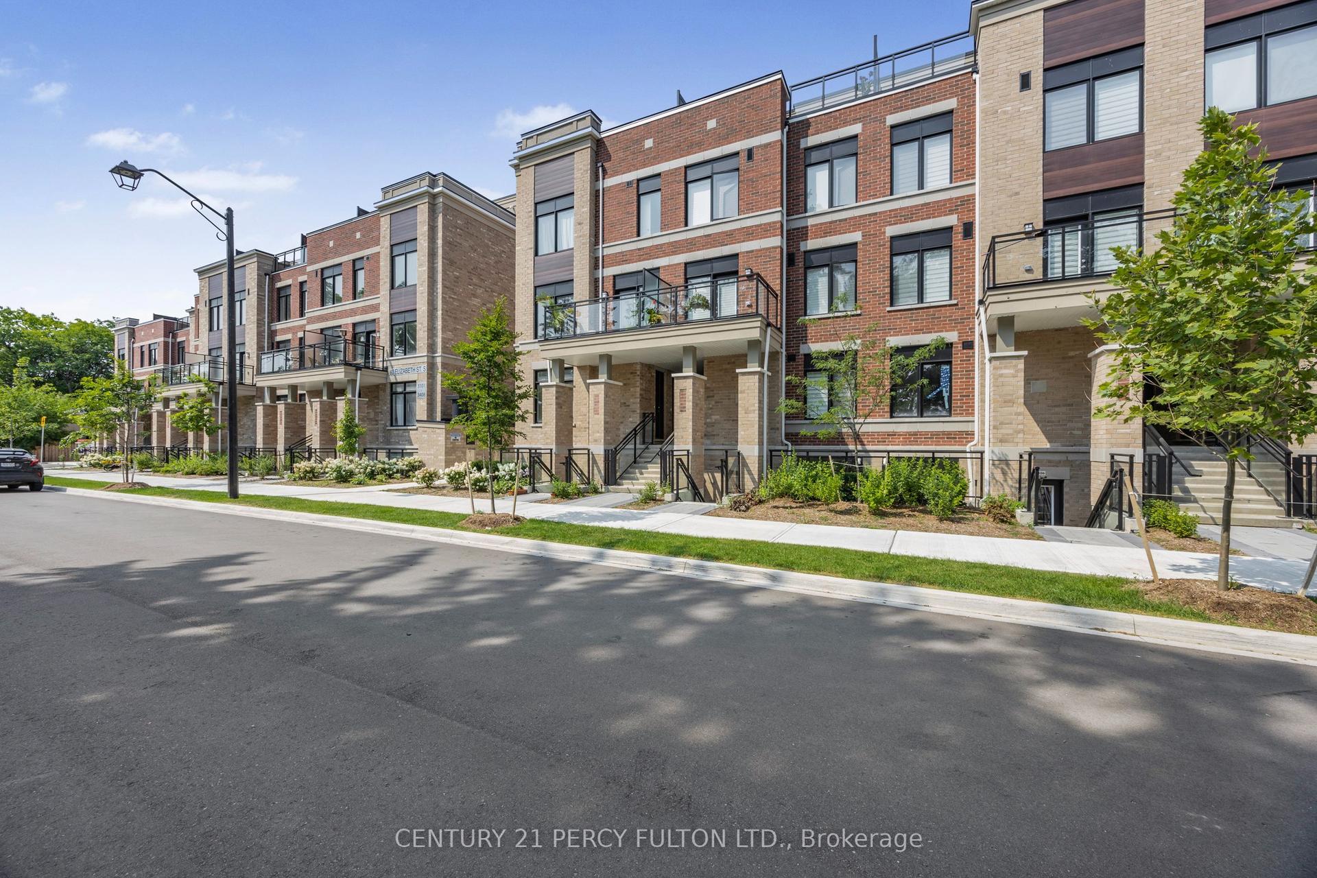 58 Elizabeth Street S 2208 #2208, Richmond Hill — Condo Town for lease, photo 1