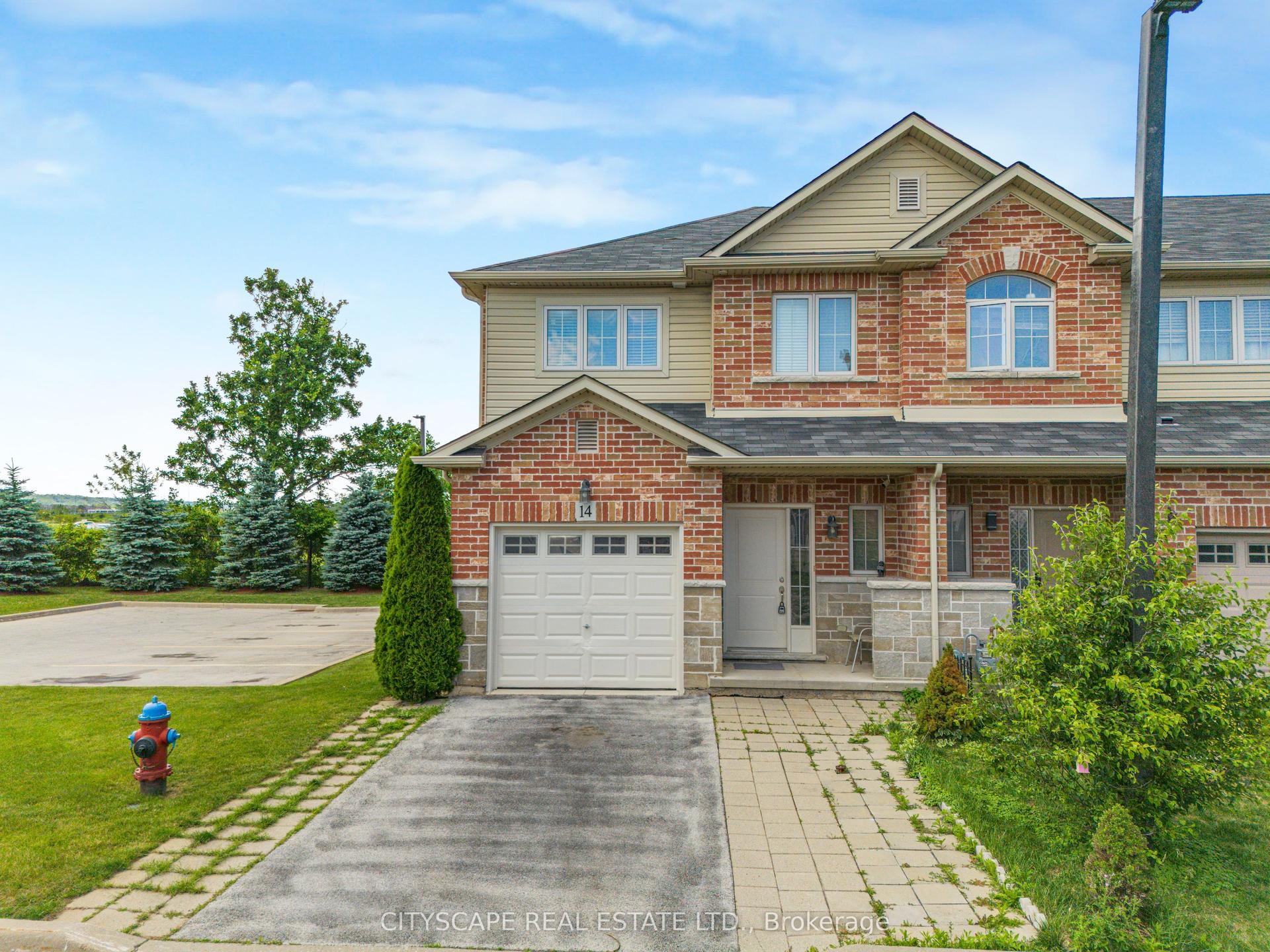 14 Redcedar Crescent, Hamilton — Townhouse for lease, photo 1