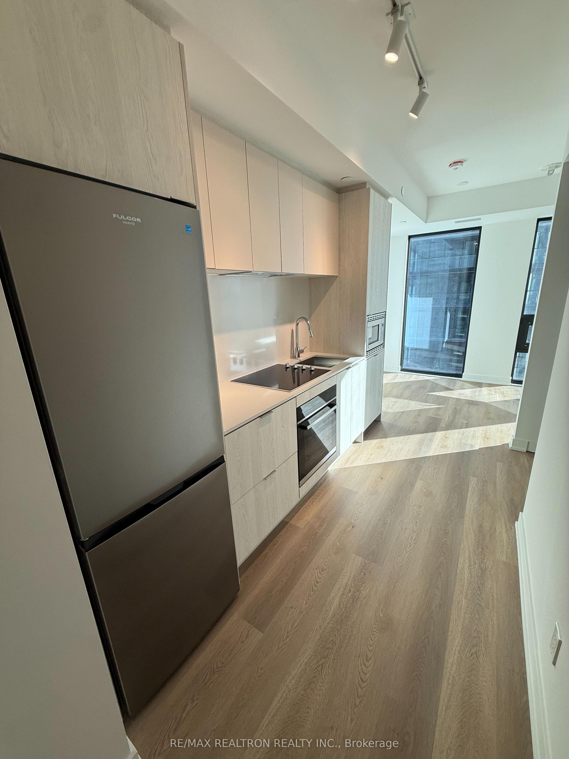 101 John Street N 1617 #1617, Hamilton — Condo for lease, photo 1