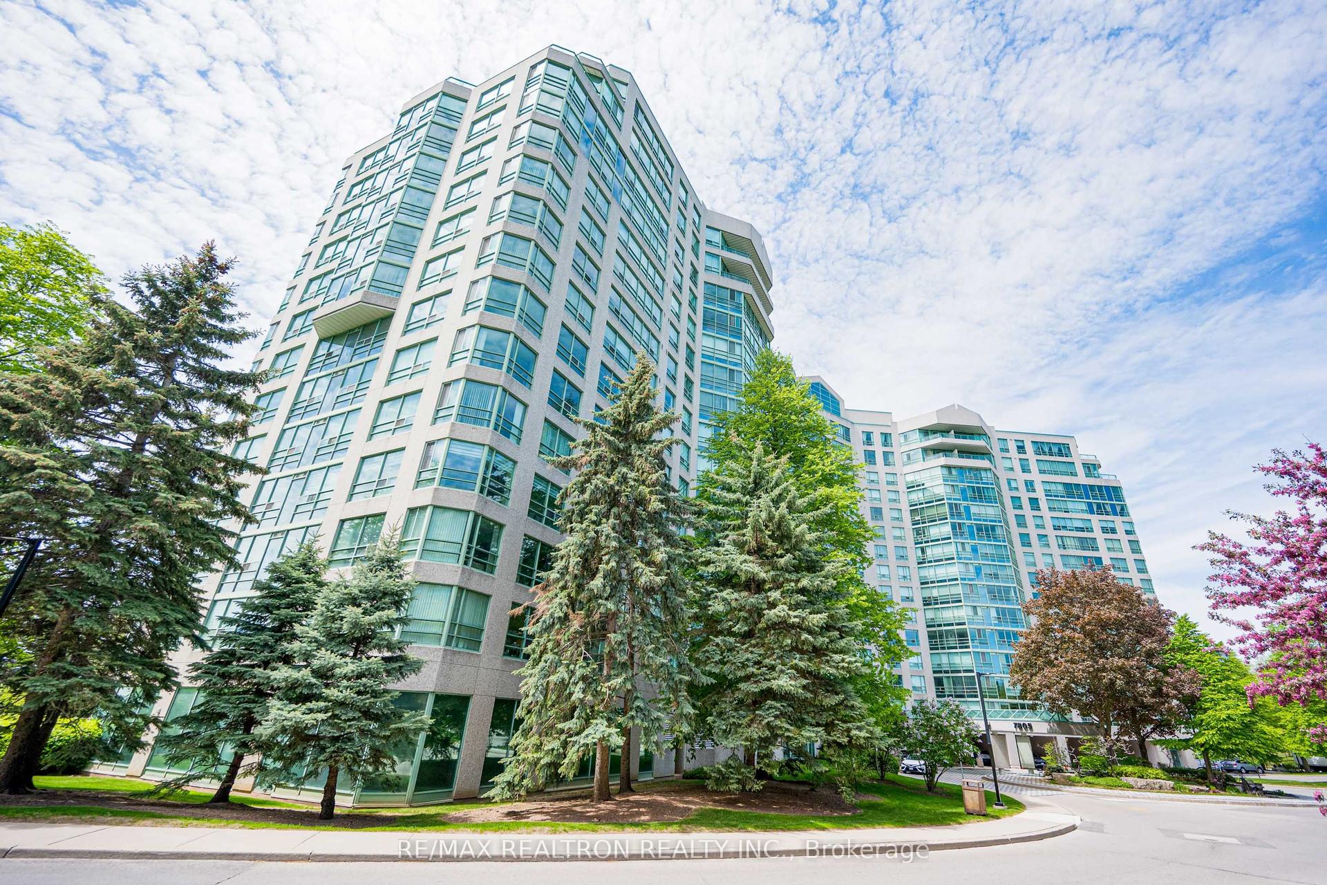 7805 Bayview Avenue 910 #910 — photo 1