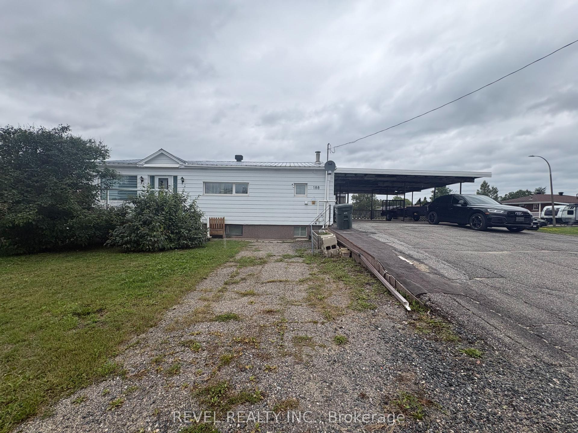 188 Elaine Avenue, Smooth Rock Falls — Detached for sale, photo 1