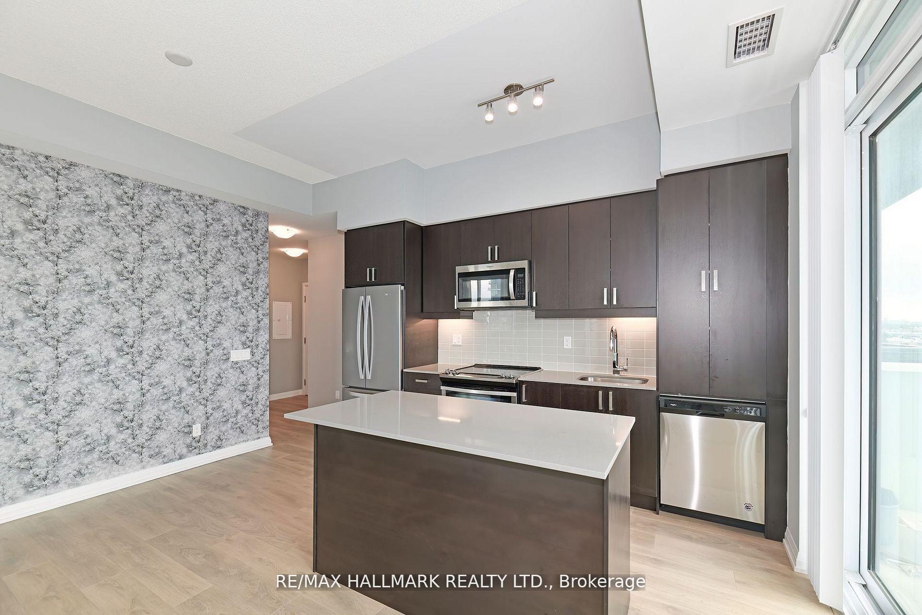 7895 Jane Street 906 #906 — photo 1