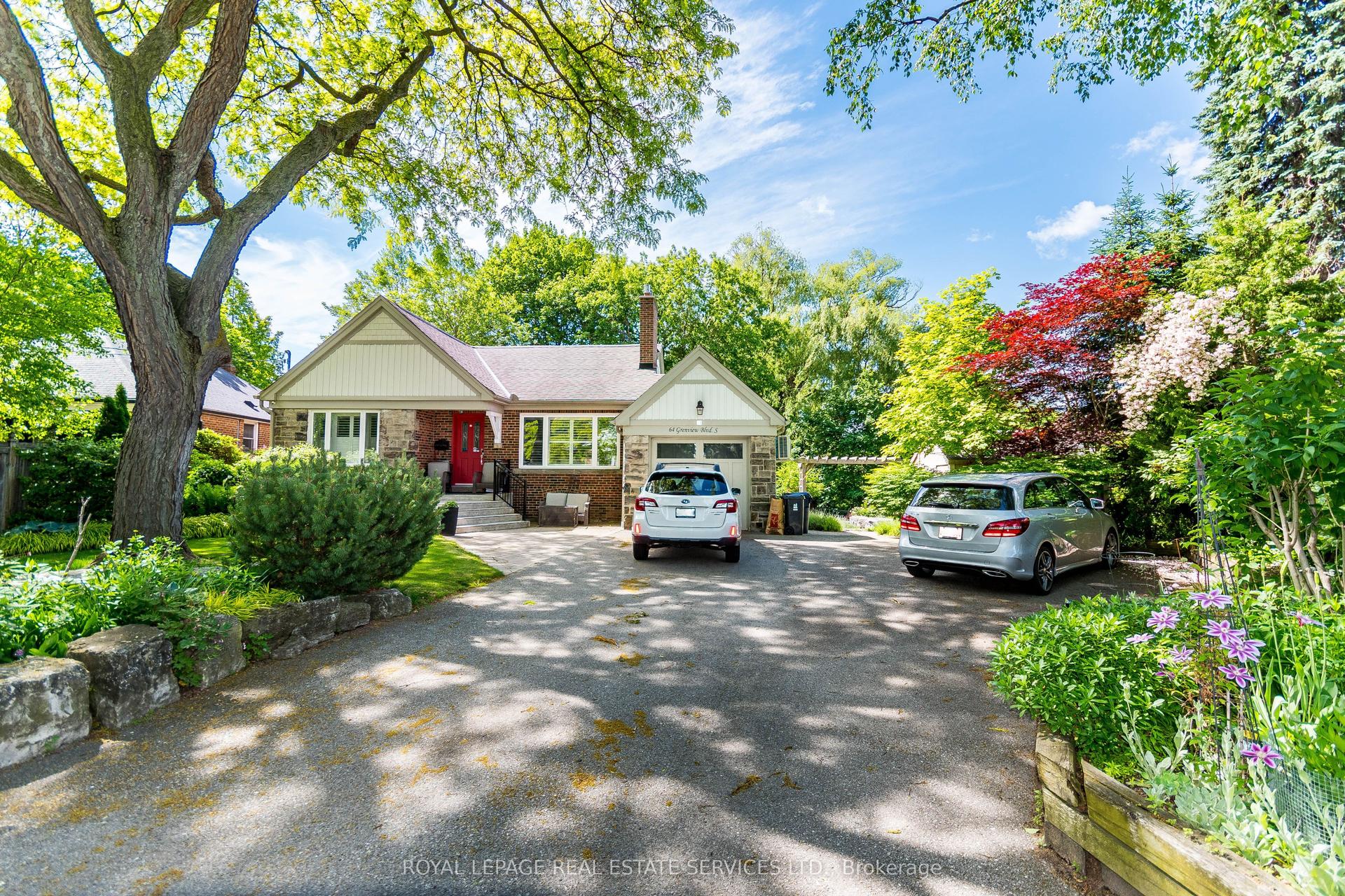 64 Grenview Boulevard S #lower ##lower — photo 1