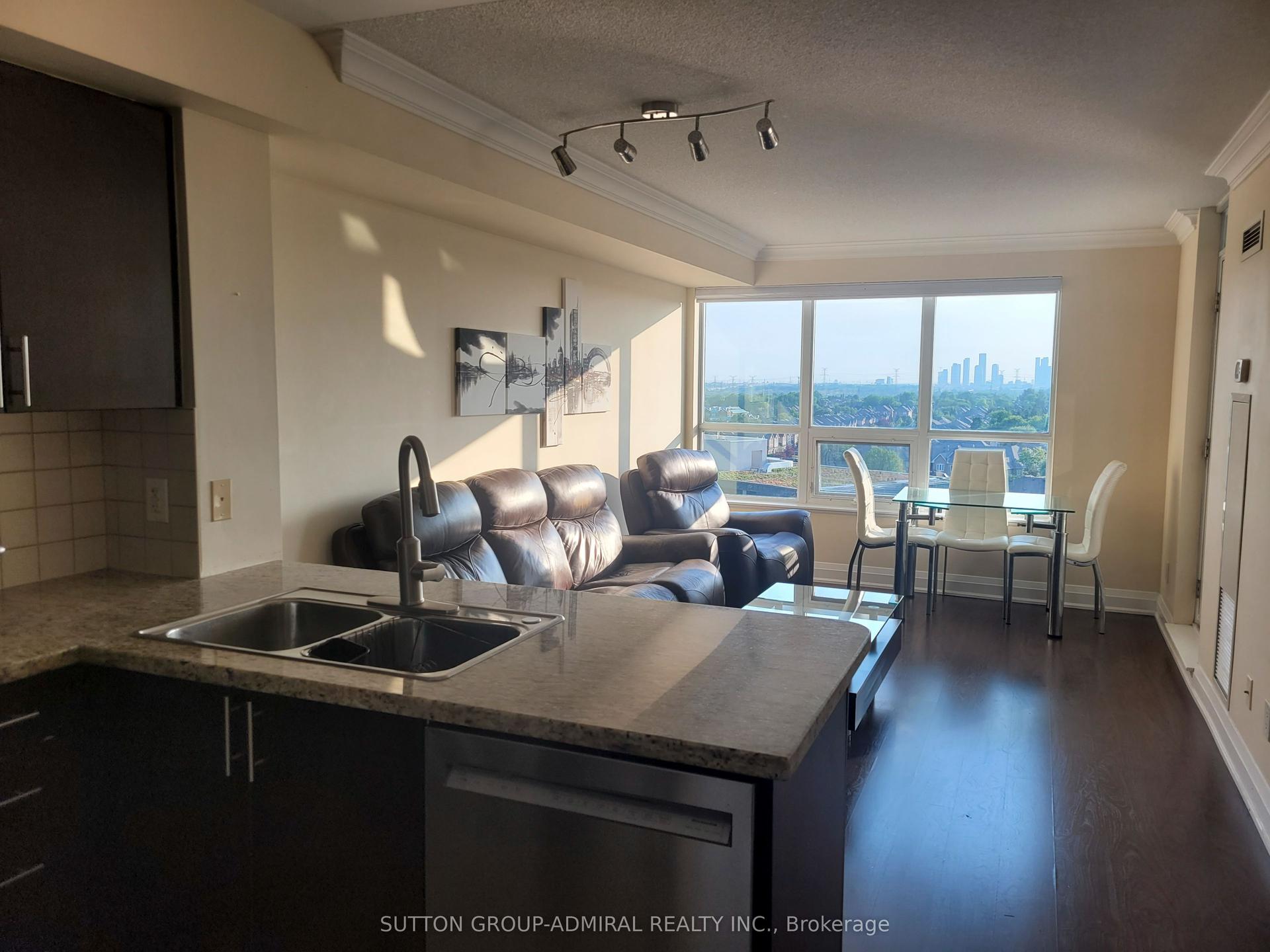 30 North Park Road 809 #809, Vaughan — Condo for lease, photo 1