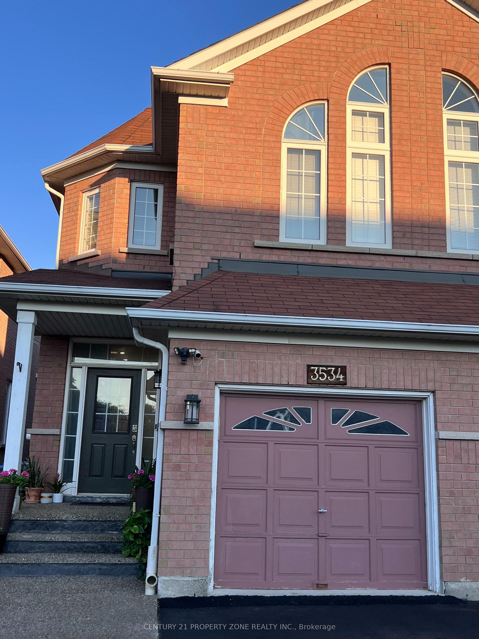 3534 Fountain Park Avenue, Mississauga — Semi-Detached for lease, photo 1