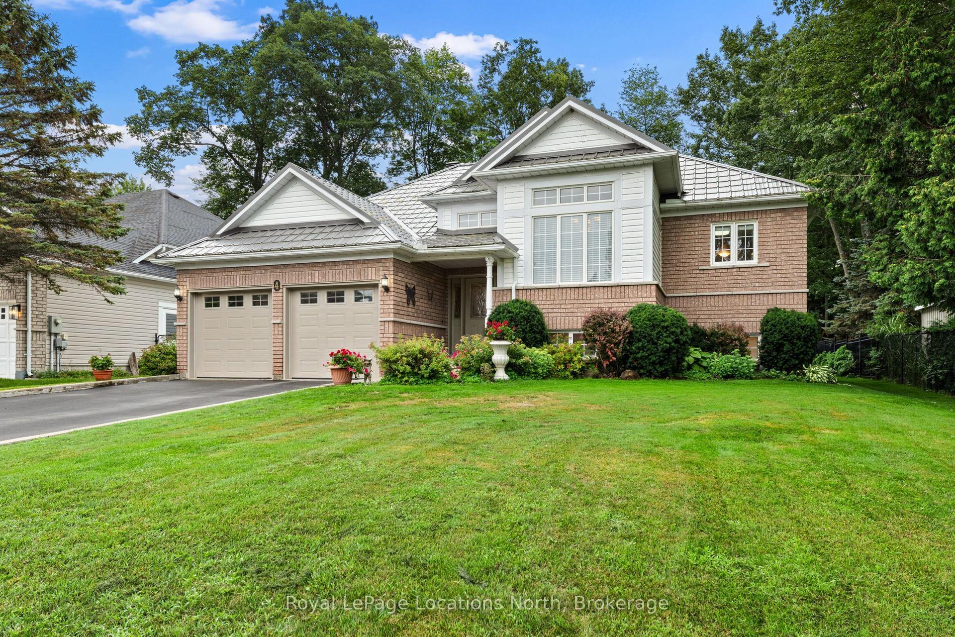 4 TRAILWOOD Place, Wasaga Beach — Detached for sale, photo 1