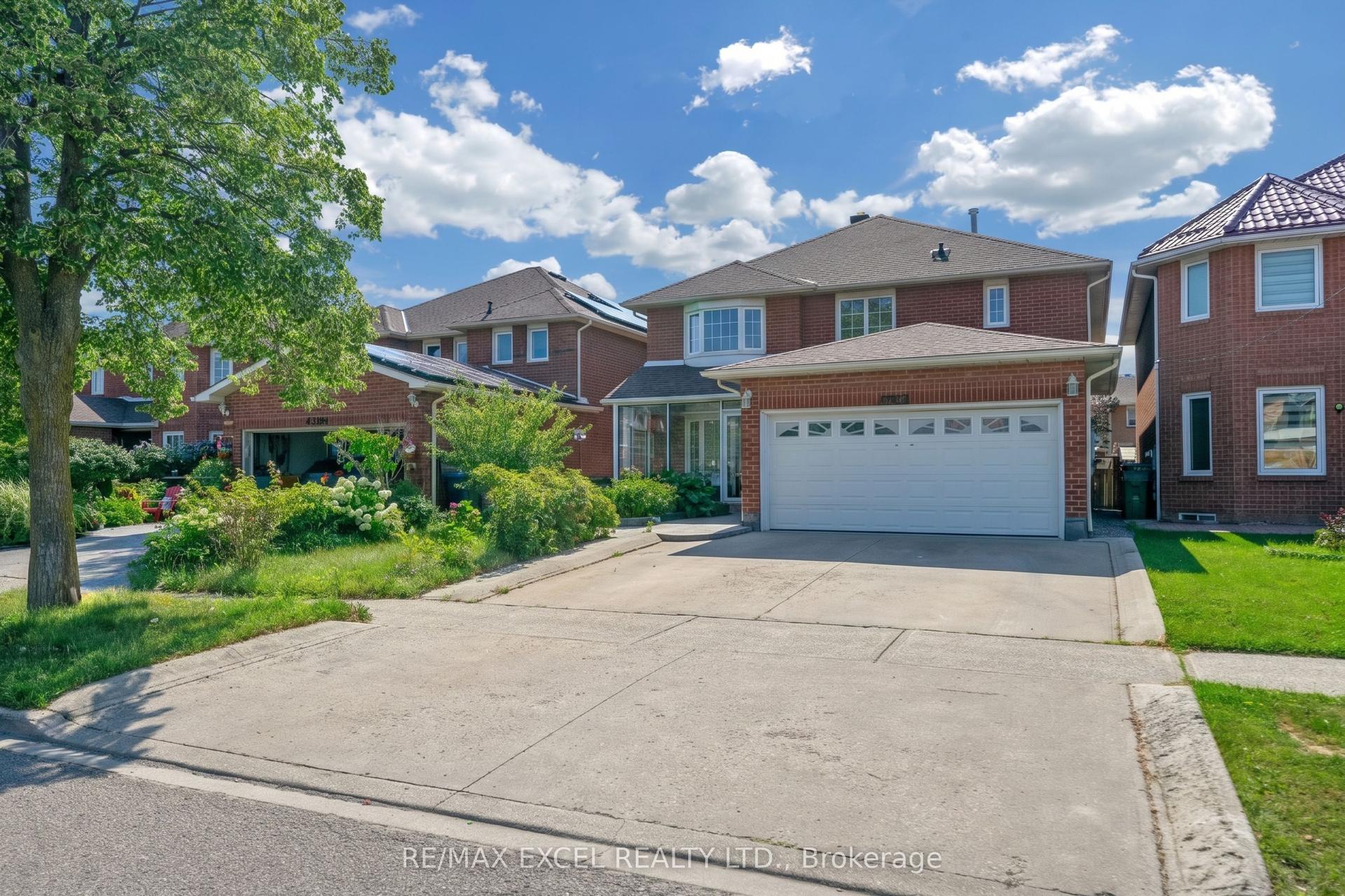 4388 Guildwood Way, Mississauga — Detached for sale, photo 1