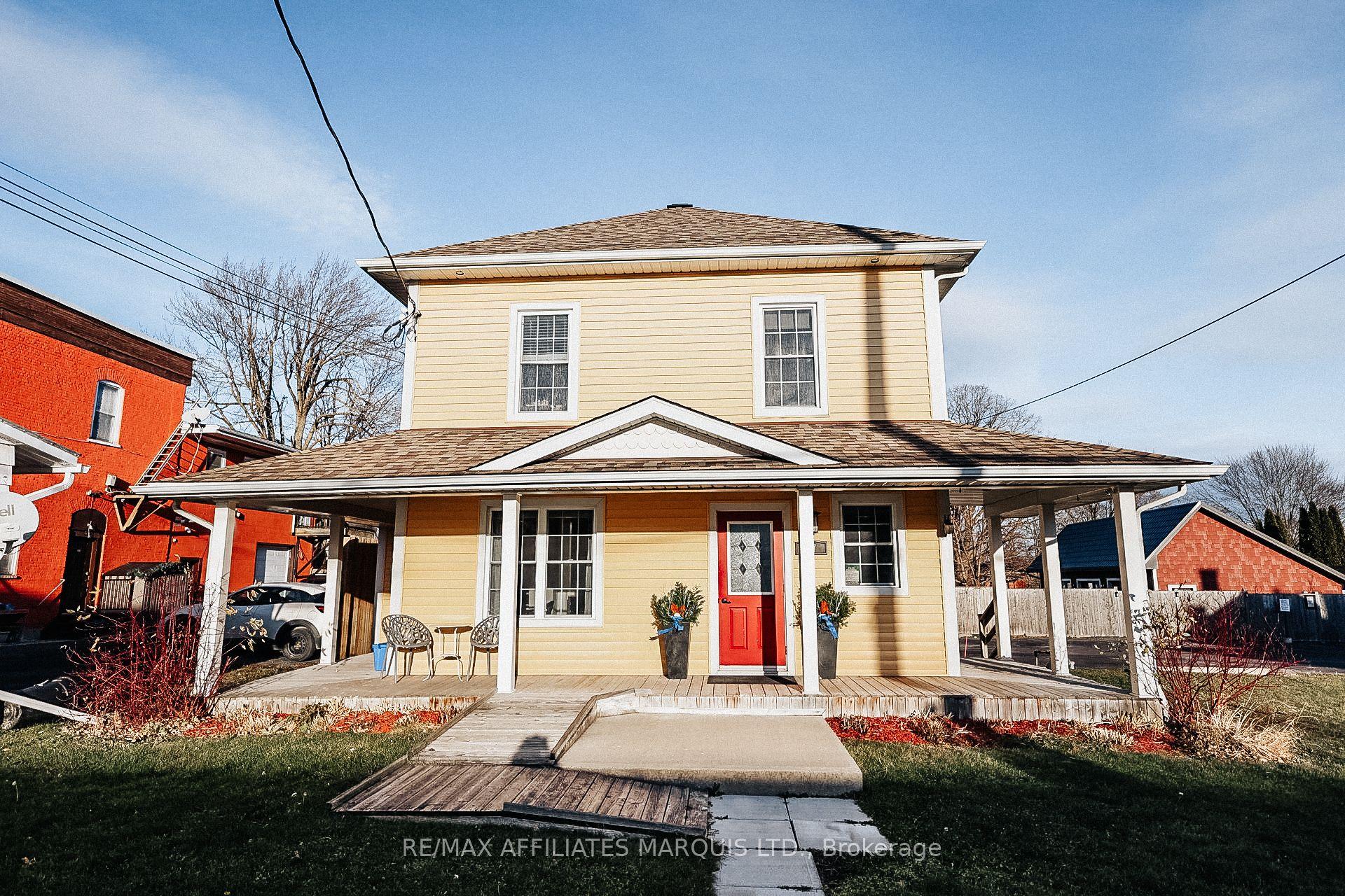 25-27 Main Street N — photo 1