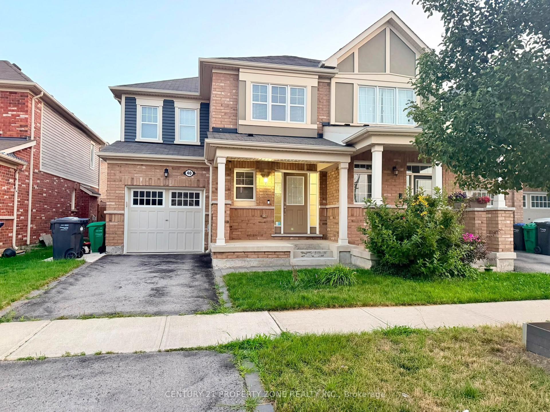 40 Leblanc Crescent, Brampton — Townhouse for lease, photo 1