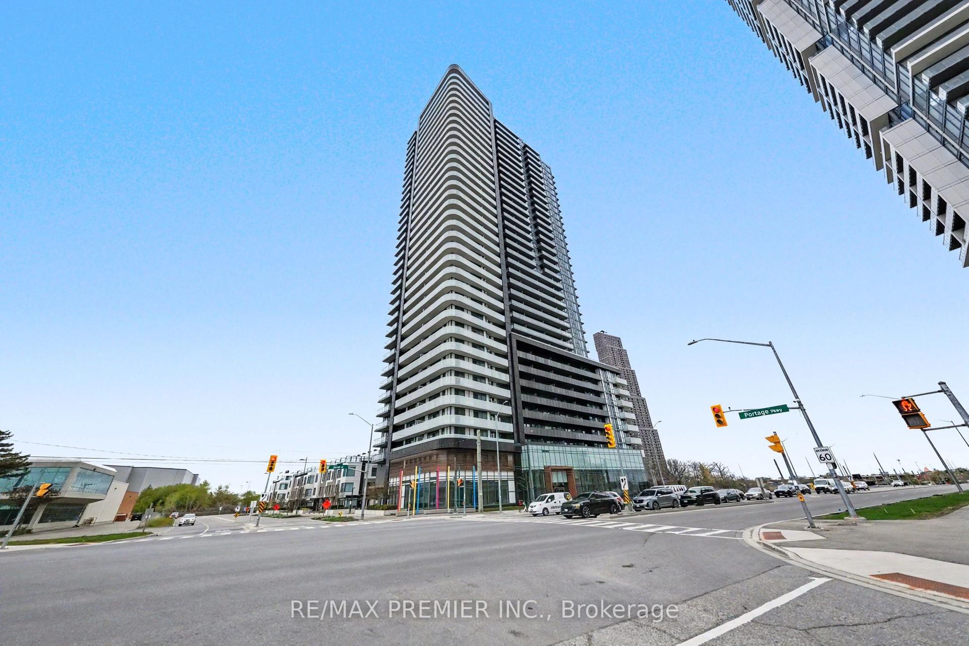 7895 Jane Street 3015 #3015 — photo 1