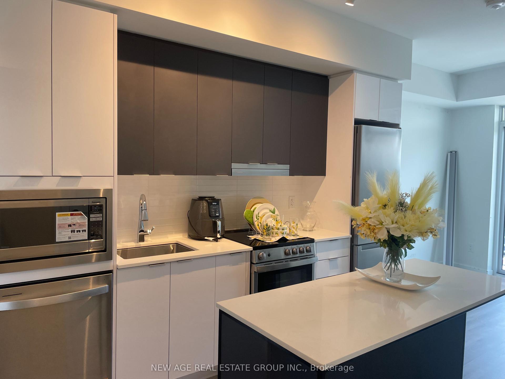5105 HURONTARIO ST Street E 2107 #2107, Mississauga — Condo for lease, photo 1