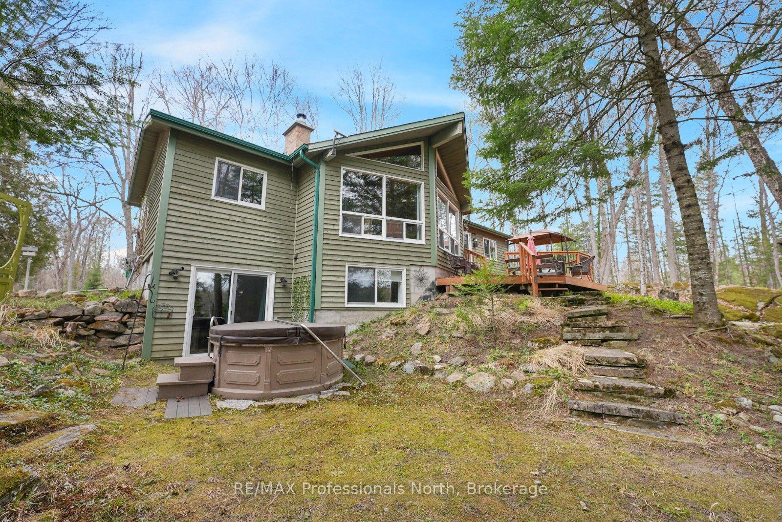 1157 Between Lakes Trail, Minden Hills — Detached for sale, photo 1