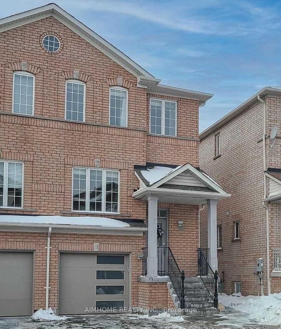 10 Portsmouth Road Upper #Upper, Vaughan — Semi-Detached for lease, photo 1
