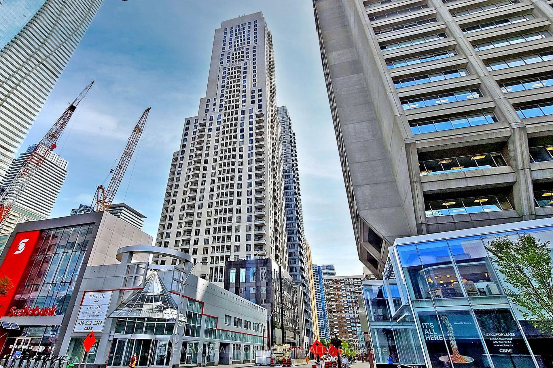 35 Balmuto Street 1602 #1602, Toronto — Condo for lease, photo 1
