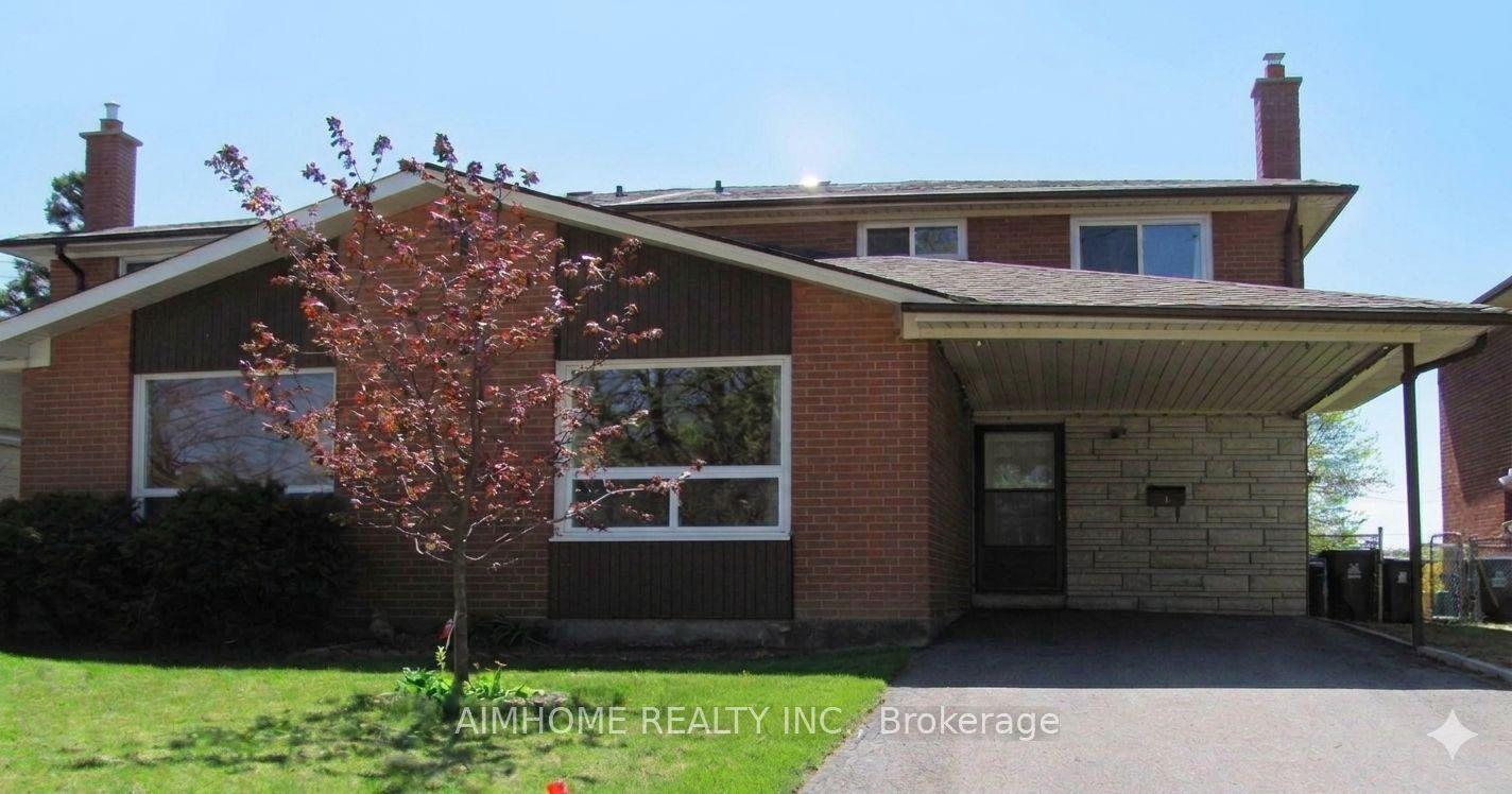 5 Reiber Crescent, Toronto — Semi-Detached for lease, photo 1